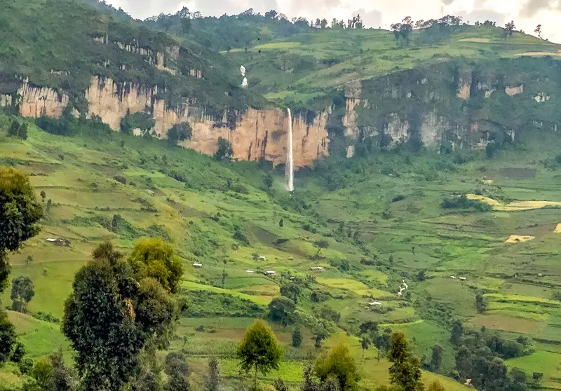 Mangia Waterfalls Ndorobo